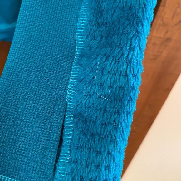 Mountain Hardwear fleece hoodie - Picture 6 of 9